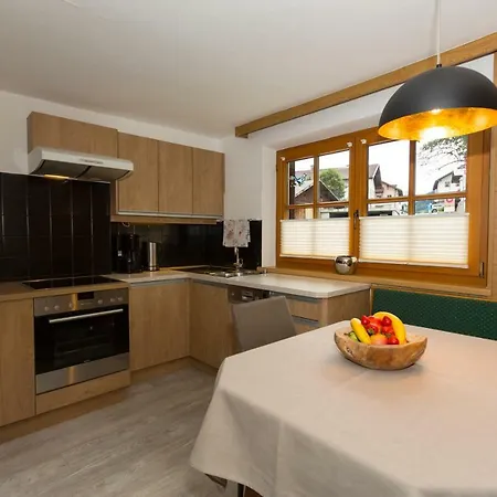 Karin Sankt Anton am Arlberg