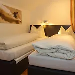 Karin Apartament *